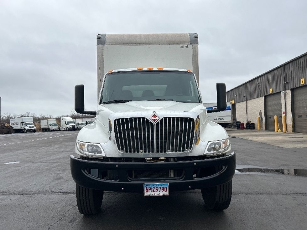 Medium Duty Box Truck-Light and Medium Duty Trucks-International-2020-MV607-Montgomery-NY-96,746\n\t\tmiles-$ 55,250 - Image 2