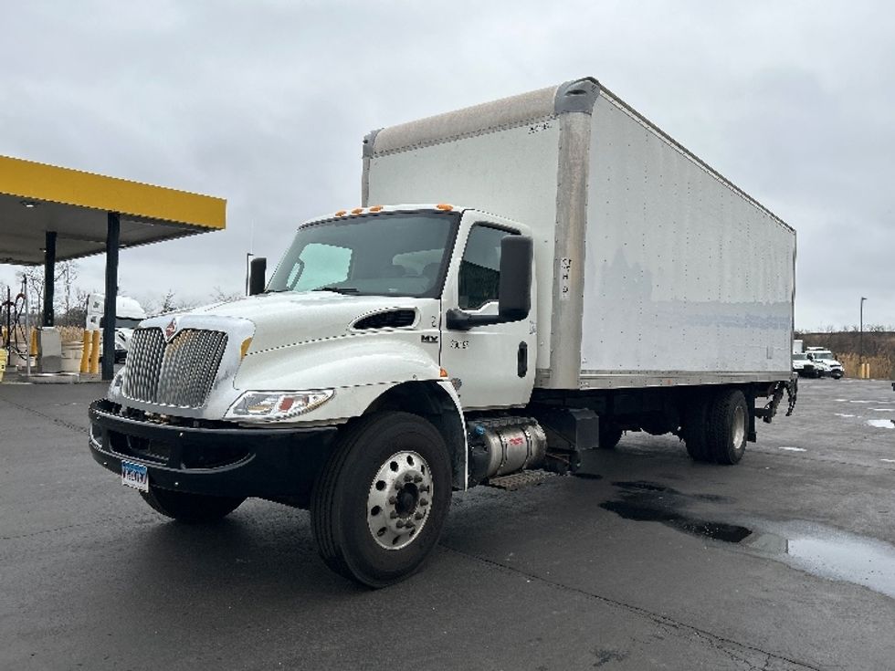 Medium Duty Box Truck-Light and Medium Duty Trucks-International-2020-MV607-Montgomery-NY-96,746\n\t\tmiles-$ 55,250 - Image 3