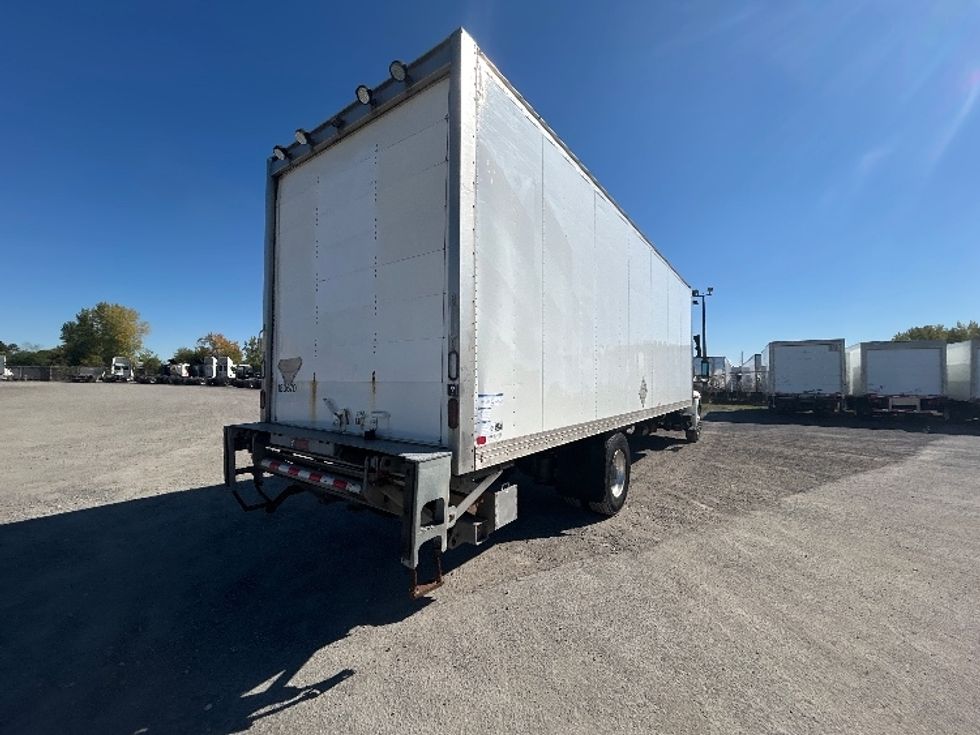 Medium Duty Box Truck-Light and Medium Duty Trucks-International-2020-MV607-Montreal-PQ-408,759\n\t\tkm-$ 37,250 - Image 8
