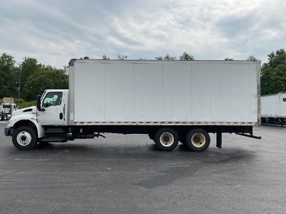 Medium Duty Box Truck-Light and Medium Duty Trucks-International-2020-MV607-Mount Pleasant-PA-57,393\n\t\tmiles-$ 67,000 - Image 4