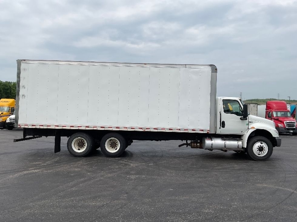 Medium Duty Box Truck-Light and Medium Duty Trucks-International-2020-MV607-Mount Pleasant-PA-57,393\n\t\tmiles-$ 67,000 - Image 14