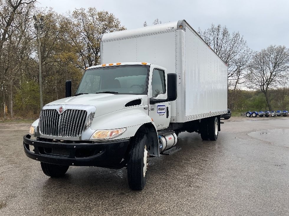Medium Duty Box Truck-Light and Medium Duty Trucks-International-2020-MV607-Muskegon-MI-65,302\n\t\tmiles-$ 52,750 - Image 3