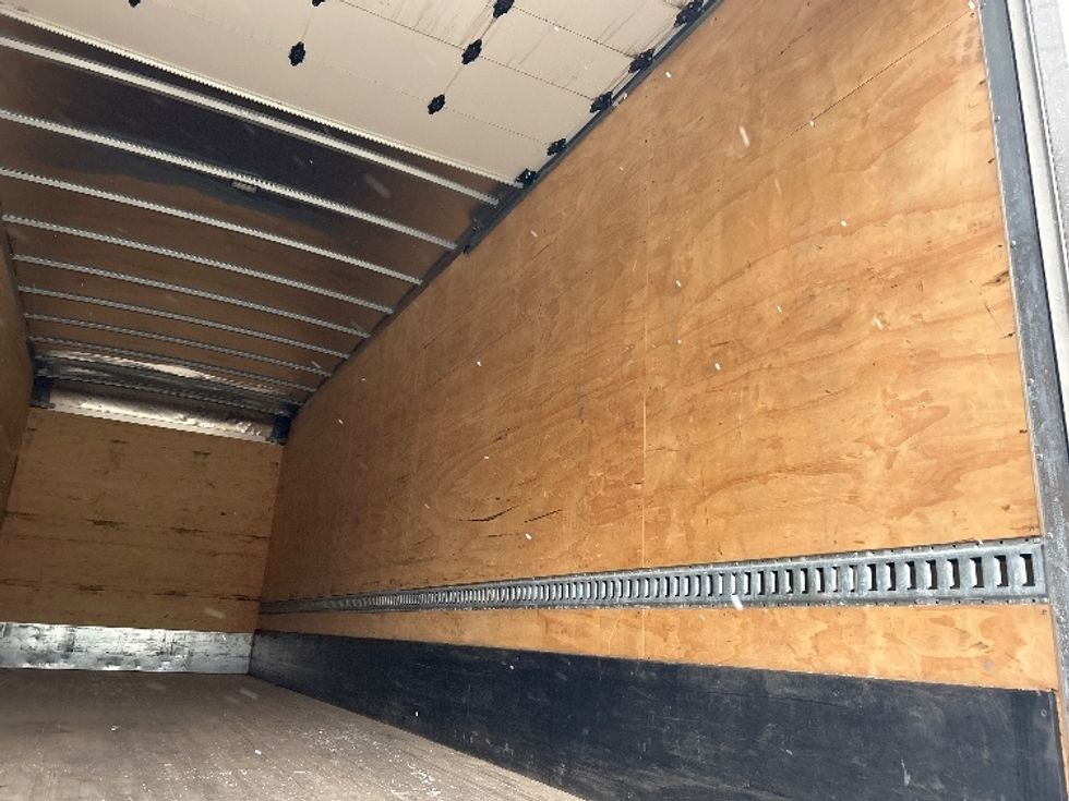 Medium Duty Box Truck-Light and Medium Duty Trucks-International-2020-MV607-Muskegon-MI-83,898\n\t\tmiles-$ 57,250 - Image 12