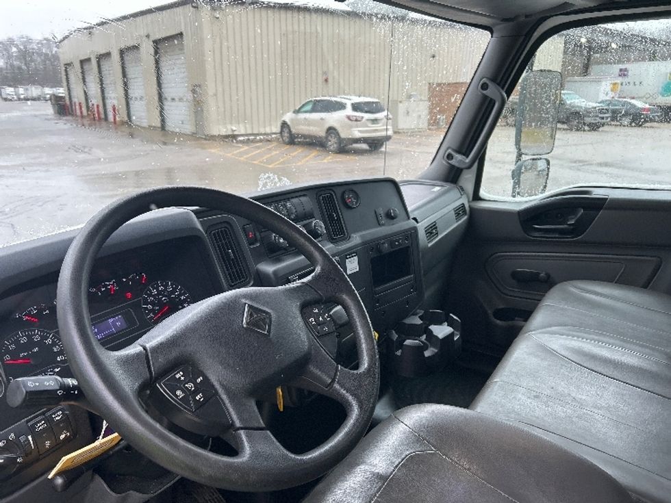 Medium Duty Box Truck-Light and Medium Duty Trucks-International-2020-MV607-Muskegon-MI-83,898\n\t\tmiles-$ 57,250 - Image 17
