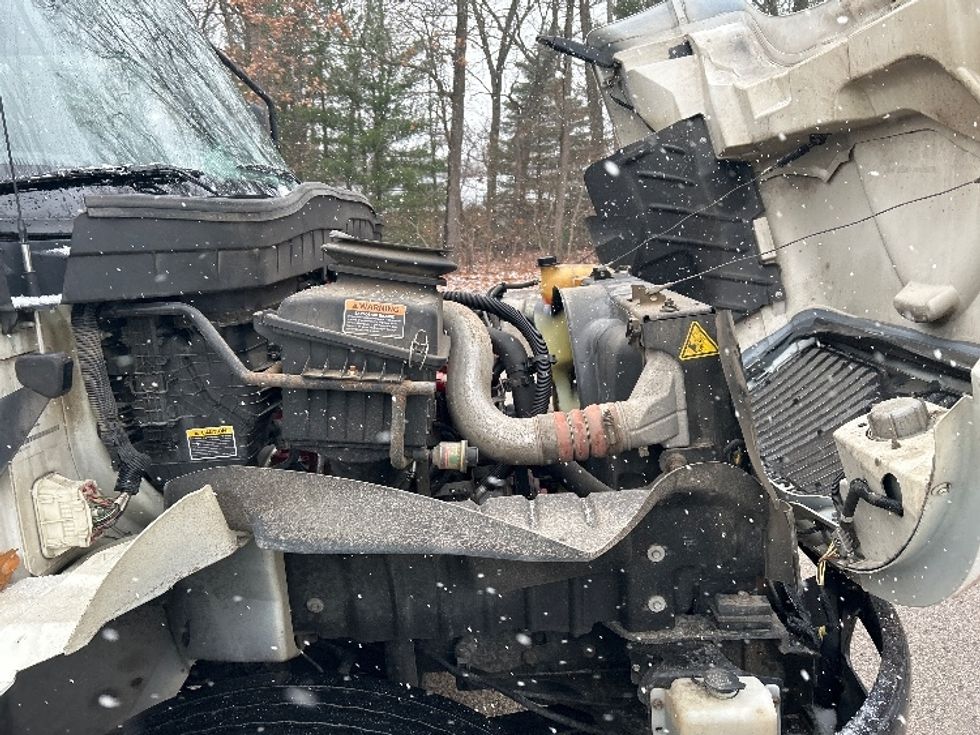 Medium Duty Box Truck-Light and Medium Duty Trucks-International-2020-MV607-Muskegon-MI-83,898\n\t\tmiles-$ 57,250 - Image 23