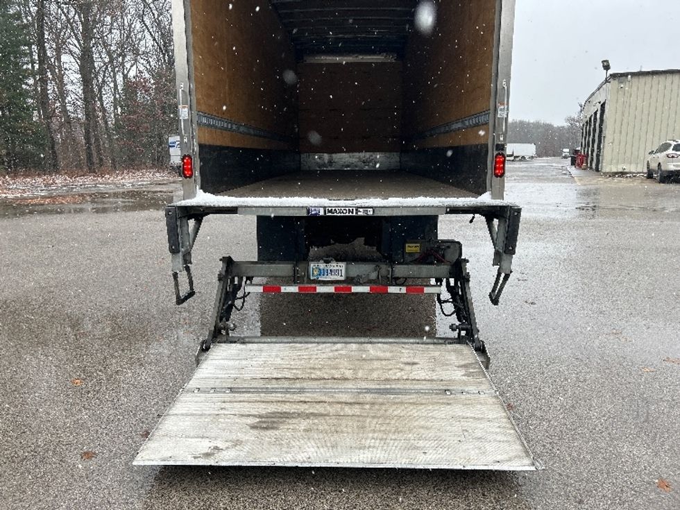 Medium Duty Box Truck-Light and Medium Duty Trucks-International-2020-MV607-Muskegon-MI-83,898\n\t\tmiles-$ 57,250 - Image 9