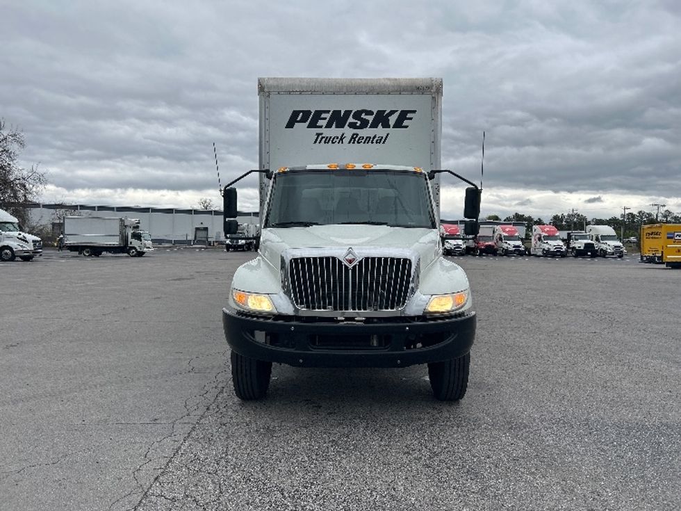 Medium Duty Box Truck-Light and Medium Duty Trucks-International-2020-MV607-Nashville (Mount Juliet)-TN-100,563\n\t\tmiles-$ 64,250 - Image 2