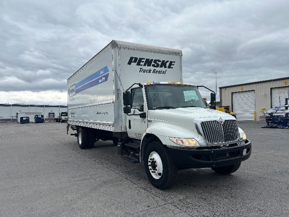Medium Duty Box Truck-Light and Medium Duty Trucks-International-2020-MV607-Nashville (Mount Juliet)-TN-100,563\n\t\tmiles-$ 64,250 - Image 1