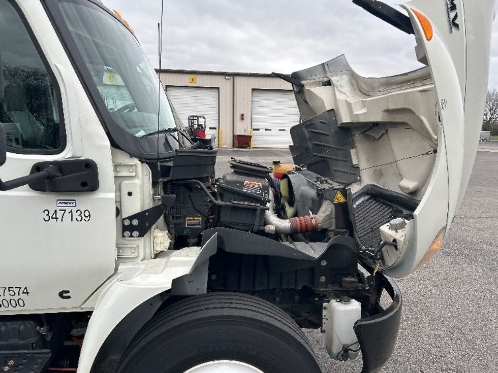 Medium Duty Box Truck-Light and Medium Duty Trucks-International-2020-MV607-Nashville (Mount Juliet)-TN-100,563\n\t\tmiles-$ 64,250 - Image 20
