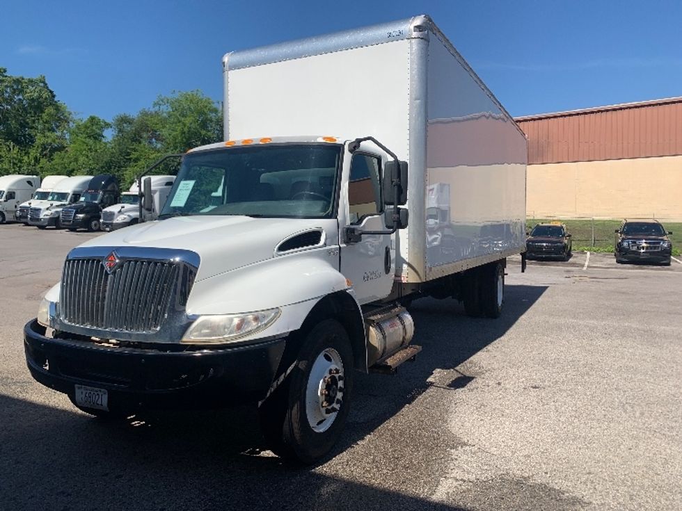 Medium Duty Box Truck-Light and Medium Duty Trucks-International-2020-MV607-Nashville (Mount Juliet)-TN-169,180\n\t\tmiles-$ 41,250 - Image 3