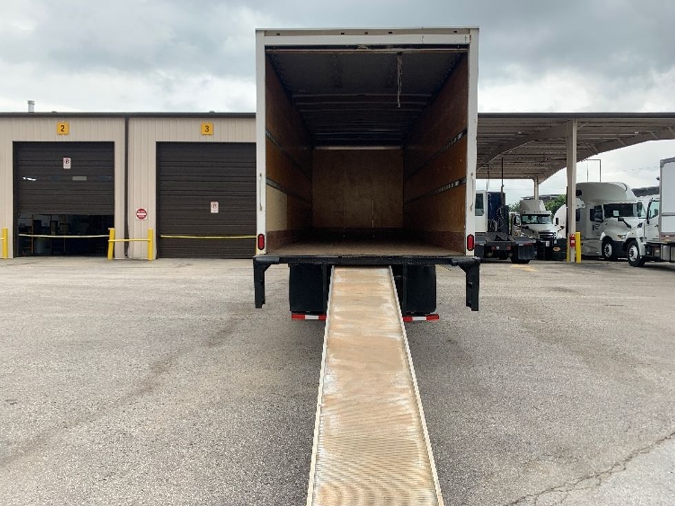 Medium Duty Box Truck-Light and Medium Duty Trucks-International-2020-MV607-Nashville (Mount Juliet)-TN-169,180\n\t\tmiles-$ 41,250 - Image 9