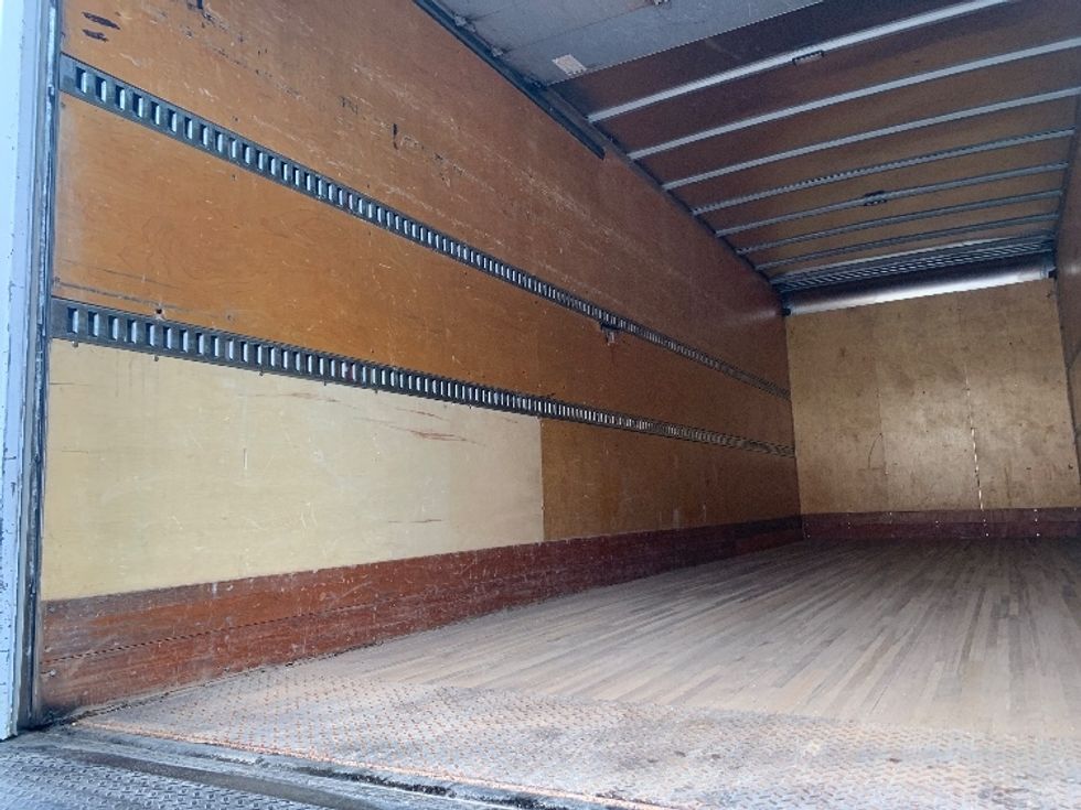 Medium Duty Box Truck-Light and Medium Duty Trucks-International-2020-MV607-Nashville (Mount Juliet)-TN-169,180\n\t\tmiles-$ 41,250 - Image 11