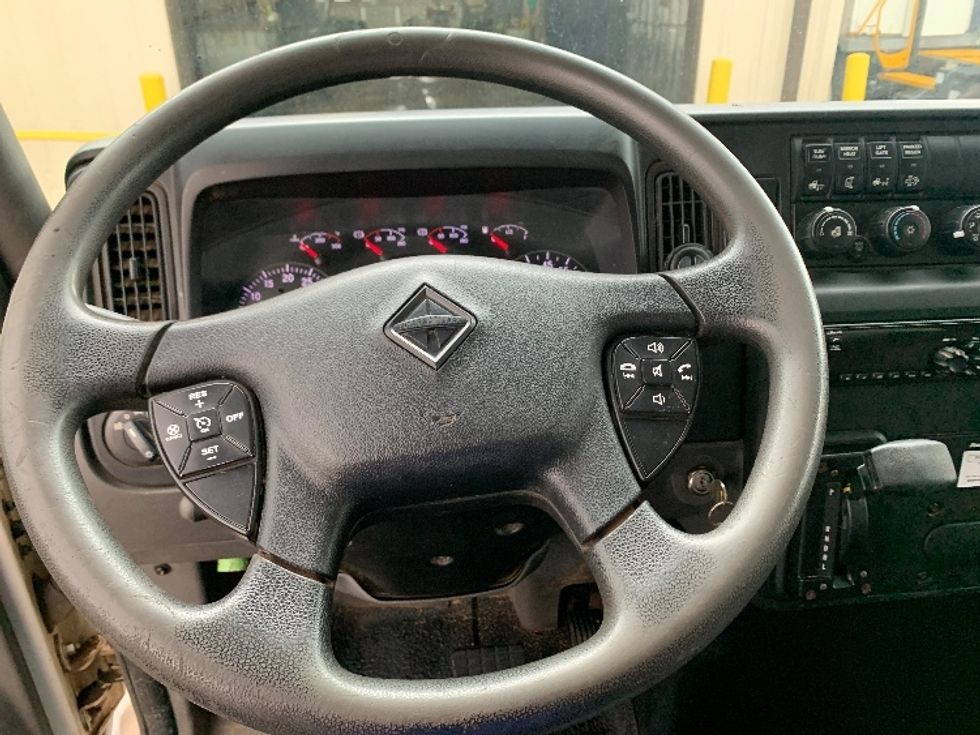 Medium Duty Box Truck-Light and Medium Duty Trucks-International-2020-MV607-Nashville (Mount Juliet)-TN-169,180\n\t\tmiles-$ 41,250 - Image 17