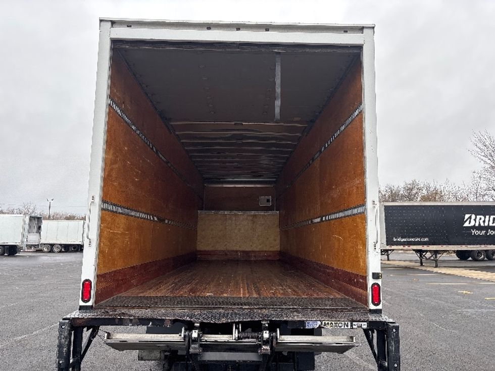 Medium Duty Box Truck-Light and Medium Duty Trucks-International-2020-MV607-Nashville (Mount Juliet)-TN-244,006\n\t\tmiles-$ 46,250 - Image 8