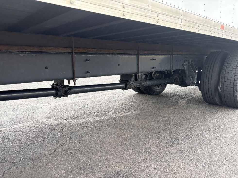 Medium Duty Box Truck-Light and Medium Duty Trucks-International-2020-MV607-Nashville (Mount Juliet)-TN-244,006\n\t\tmiles-$ 46,250 - Image 5