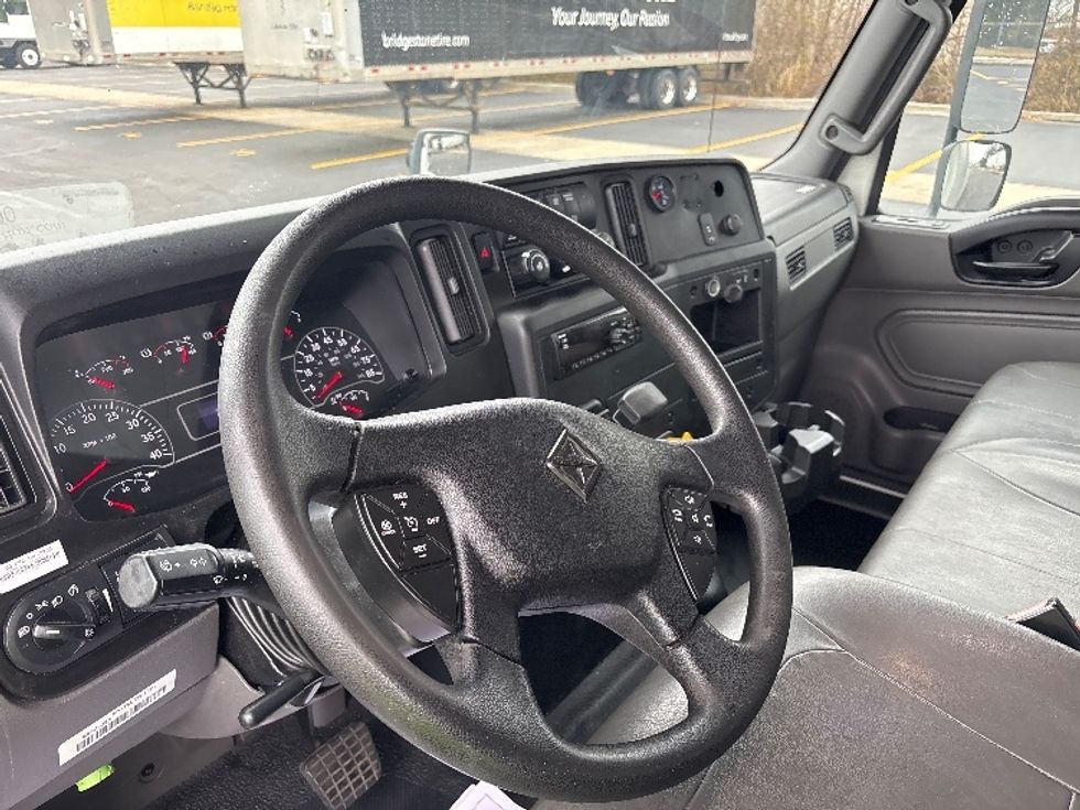 Medium Duty Box Truck-Light and Medium Duty Trucks-International-2020-MV607-Nashville (Mount Juliet)-TN-244,006\n\t\tmiles-$ 46,250 - Image 17