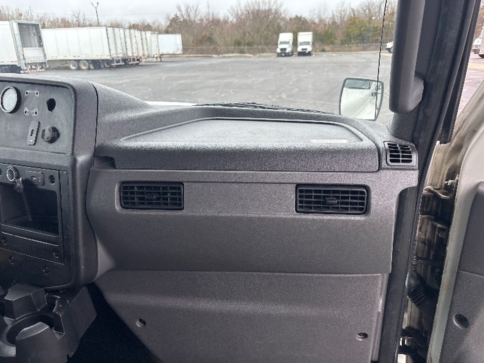 Medium Duty Box Truck-Light and Medium Duty Trucks-International-2020-MV607-Nashville (Mount Juliet)-TN-244,006\n\t\tmiles-$ 46,250 - Image 21