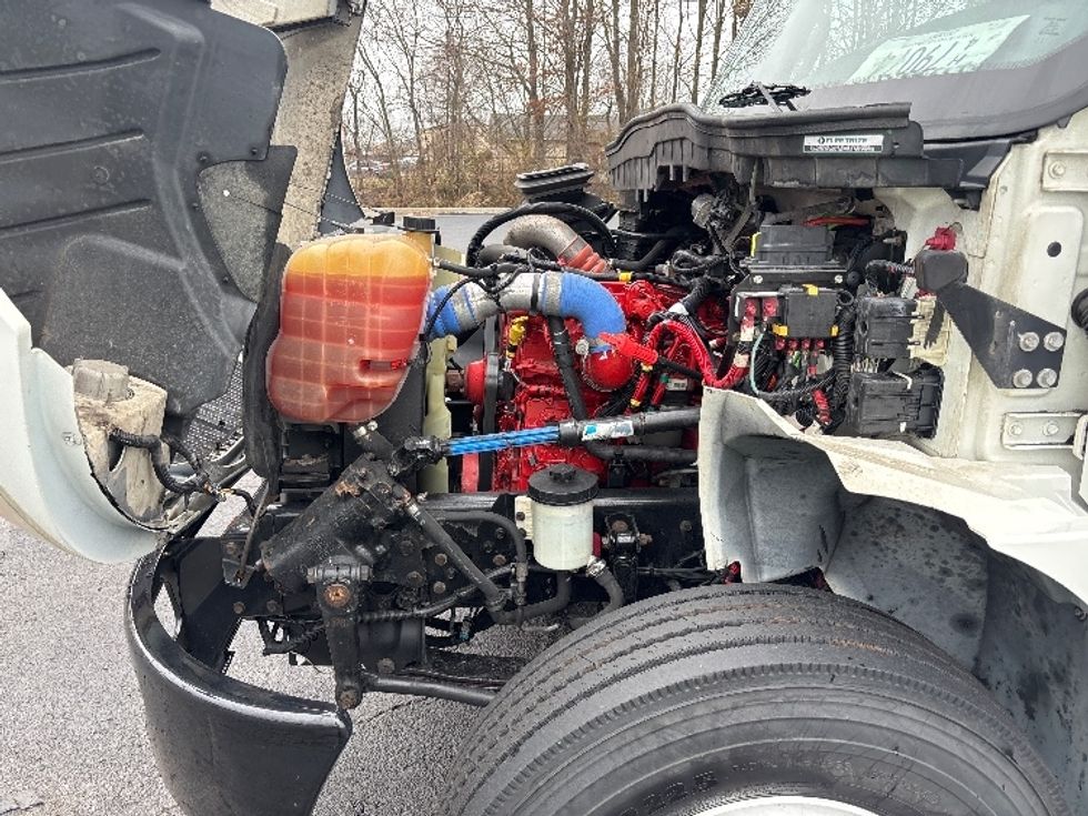 Medium Duty Box Truck-Light and Medium Duty Trucks-International-2020-MV607-Nashville (Mount Juliet)-TN-244,006\n\t\tmiles-$ 46,250 - Image 24