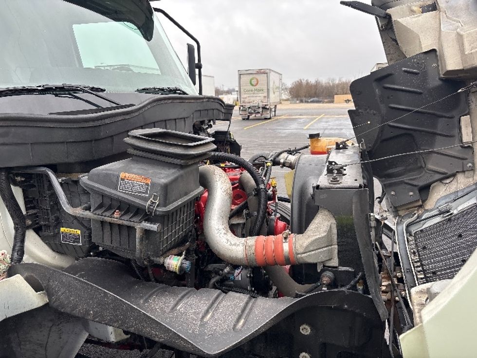 Medium Duty Box Truck-Light and Medium Duty Trucks-International-2020-MV607-Nashville (Mount Juliet)-TN-244,006\n\t\tmiles-$ 46,250 - Image 23