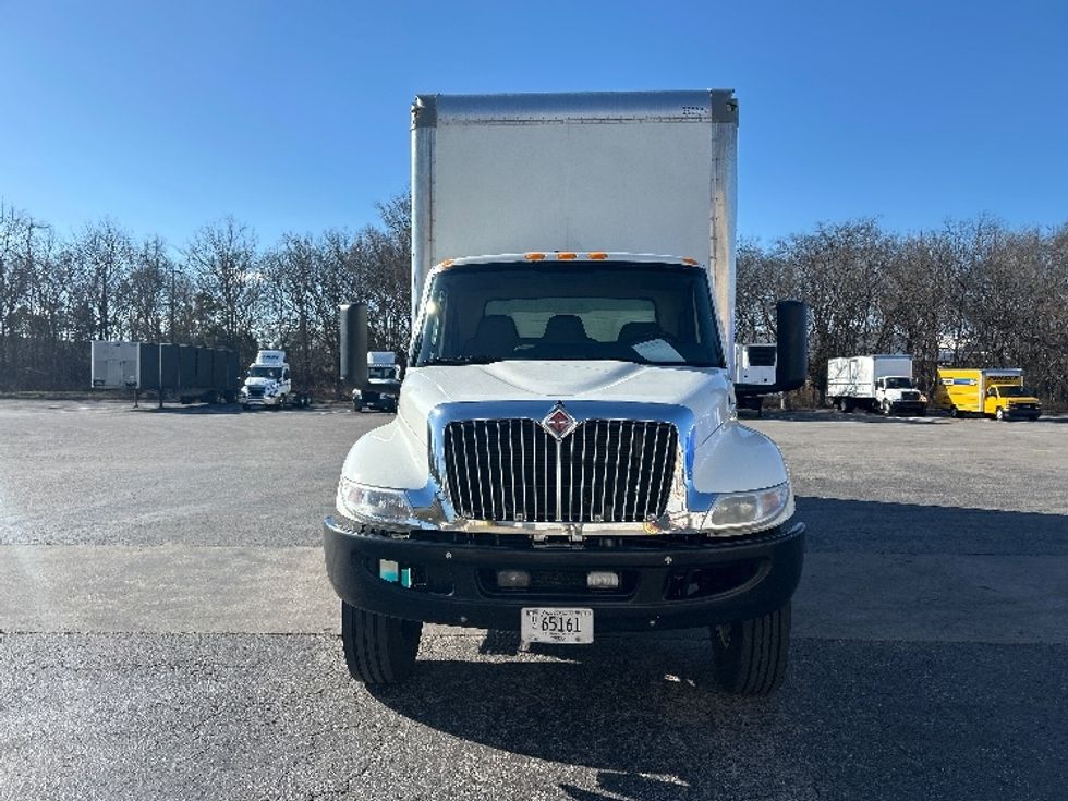 Medium Duty Box Truck-Light and Medium Duty Trucks-International-2020-MV607-Nashville (Mount Juliet)-TN-295,094\n\t\tmiles-$ 29,750 - Image 2
