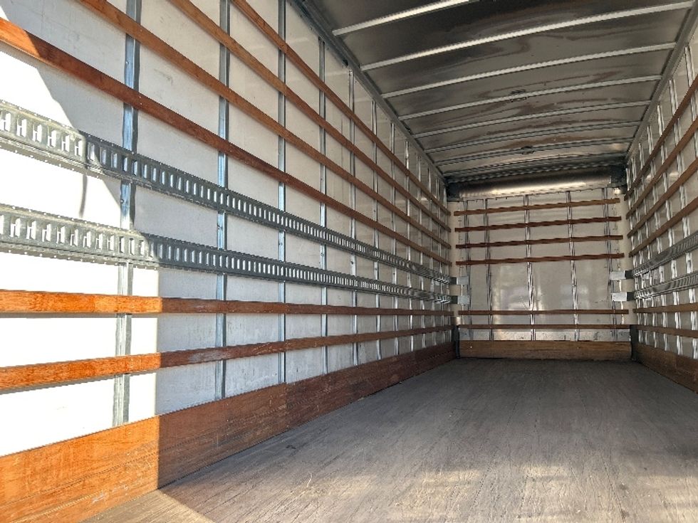 Medium Duty Box Truck-Light and Medium Duty Trucks-International-2020-MV607-Nashville (Mount Juliet)-TN-295,094\n\t\tmiles-$ 29,750 - Image 11