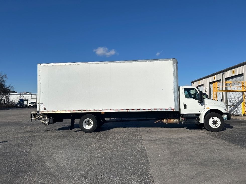 Medium Duty Box Truck-Light and Medium Duty Trucks-International-2020-MV607-Nashville (Mount Juliet)-TN-295,094\n\t\tmiles-$ 29,750 - Image 15