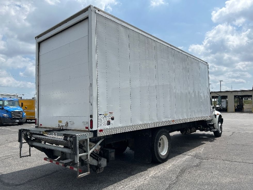 Medium Duty Box Truck-Light and Medium Duty Trucks-International-2020-MV607-Nashville (Mount Juliet)-TN-35,185\n\t\tmiles-$ 71,500 - Image 13