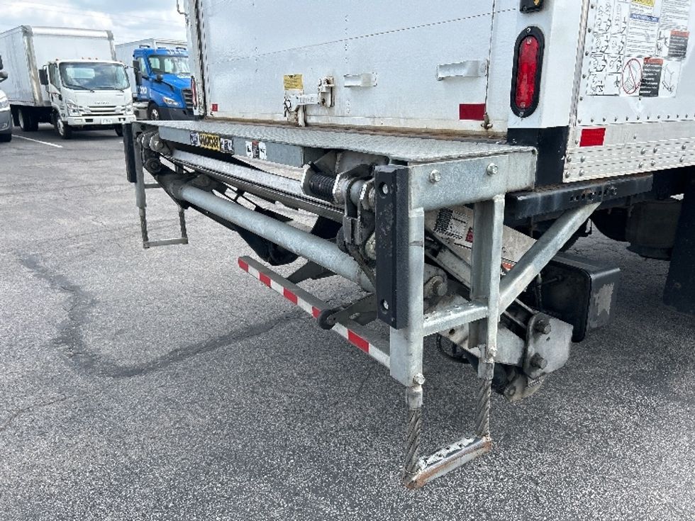 Medium Duty Box Truck-Light and Medium Duty Trucks-International-2020-MV607-Nashville (Mount Juliet)-TN-35,185\n\t\tmiles-$ 71,500 - Image 32