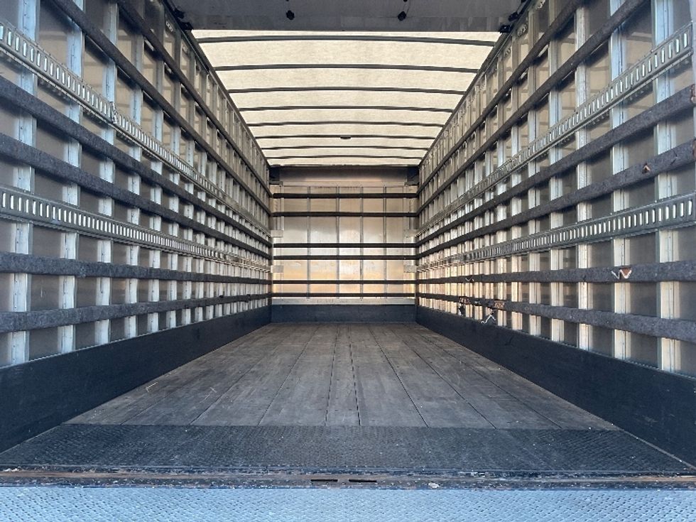 Medium Duty Box Truck-Light and Medium Duty Trucks-International-2020-MV607-Nashville-TN-131,912\n\t\tmiles-$ 61,250 - Image 10
