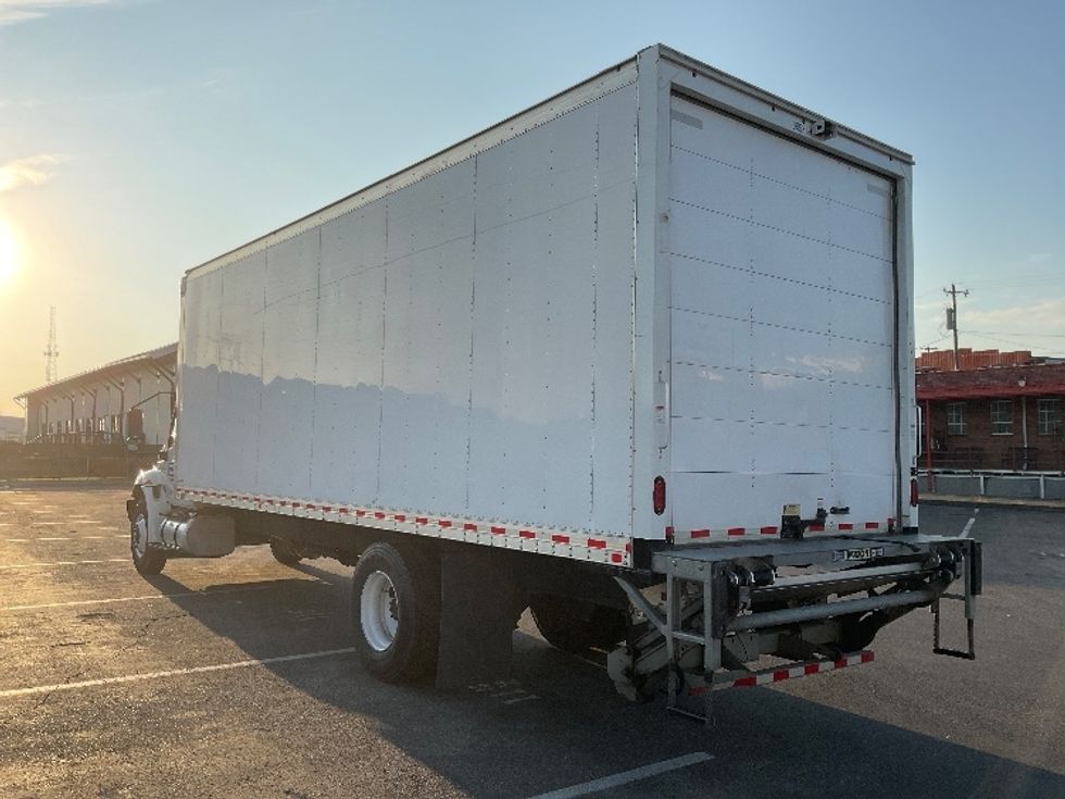 Medium Duty Box Truck-Light and Medium Duty Trucks-International-2020-MV607-Nashville-TN-131,912\n\t\tmiles-$ 61,250 - Image 6