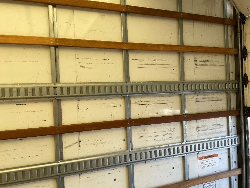 Medium Duty Box Truck-Light and Medium Duty Trucks-International-2020-MV607-Nashville-TN-136,861\n\t\tmiles-$ 55,000 - Image 29