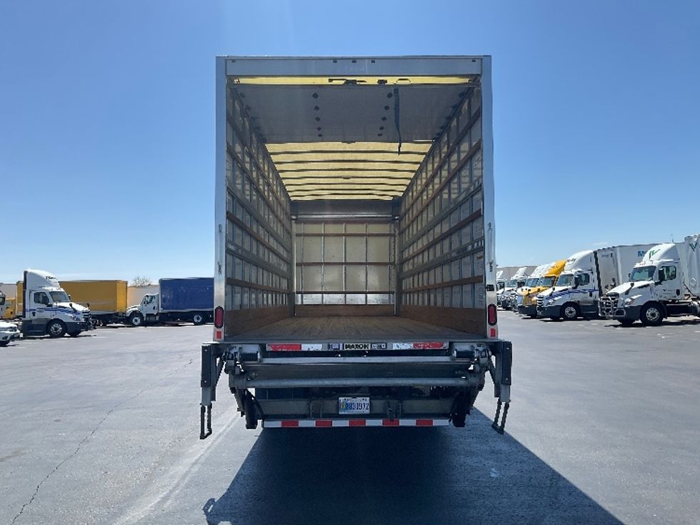 Medium Duty Box Truck-Light and Medium Duty Trucks-International-2020-MV607-Nashville-TN-136,861\n\t\tmiles-$ 55,000 - Image 8