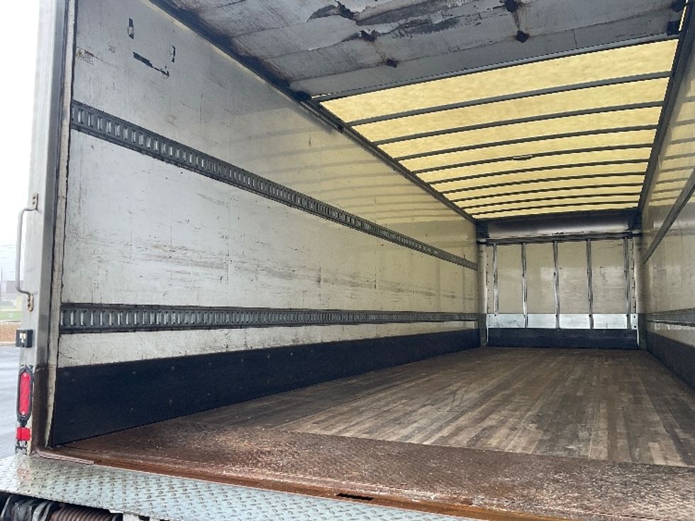 Medium Duty Box Truck-Light and Medium Duty Trucks-International-2020-MV607-Neenah-WI-257,211\n\t\tmiles-$ 34,750 - Image 11