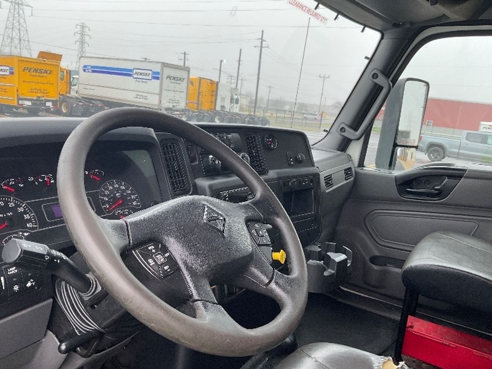 Medium Duty Box Truck-Light and Medium Duty Trucks-International-2020-MV607-Neenah-WI-257,211\n\t\tmiles-$ 34,750 - Image 17