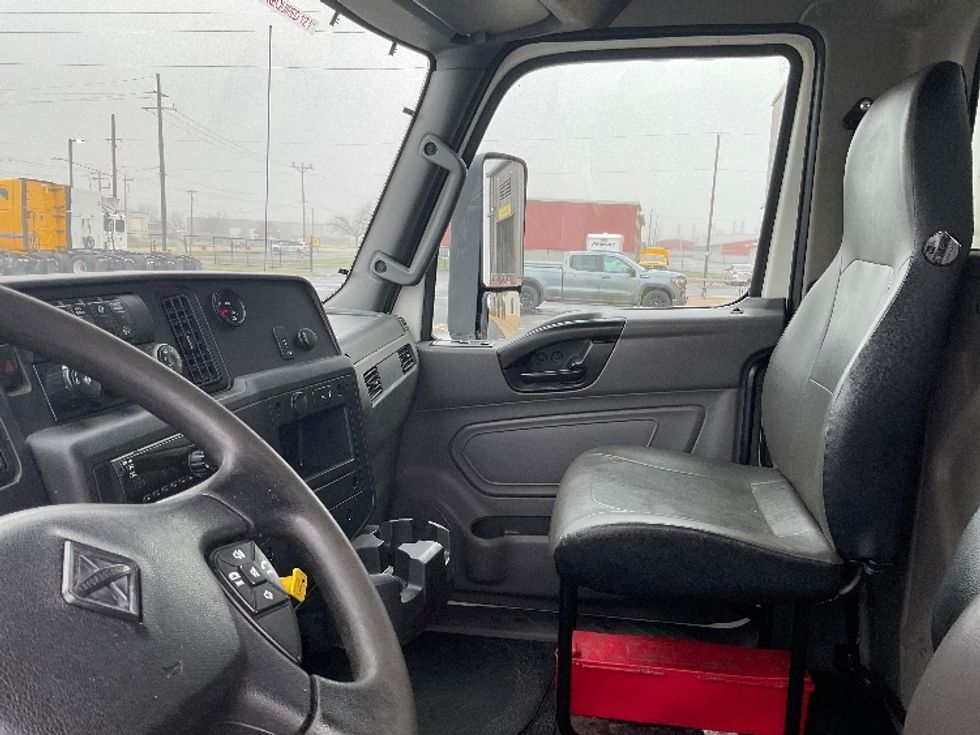 Medium Duty Box Truck-Light and Medium Duty Trucks-International-2020-MV607-Neenah-WI-257,211\n\t\tmiles-$ 34,750 - Image 18