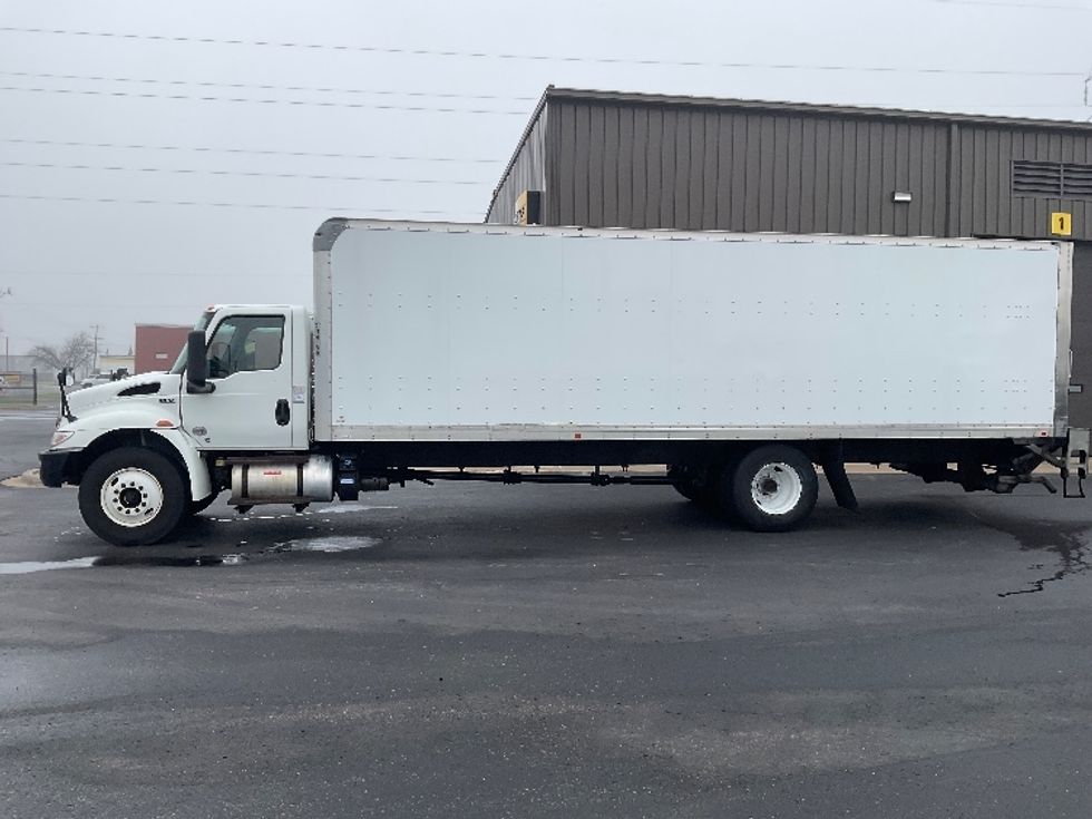 Medium Duty Box Truck-Light and Medium Duty Trucks-International-2020-MV607-Neenah-WI-257,211\n\t\tmiles-$ 34,750 - Image 4
