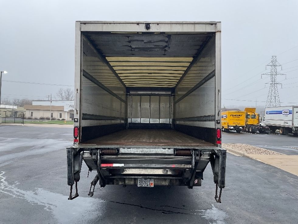 Medium Duty Box Truck-Light and Medium Duty Trucks-International-2020-MV607-Neenah-WI-257,211\n\t\tmiles-$ 34,750 - Image 8