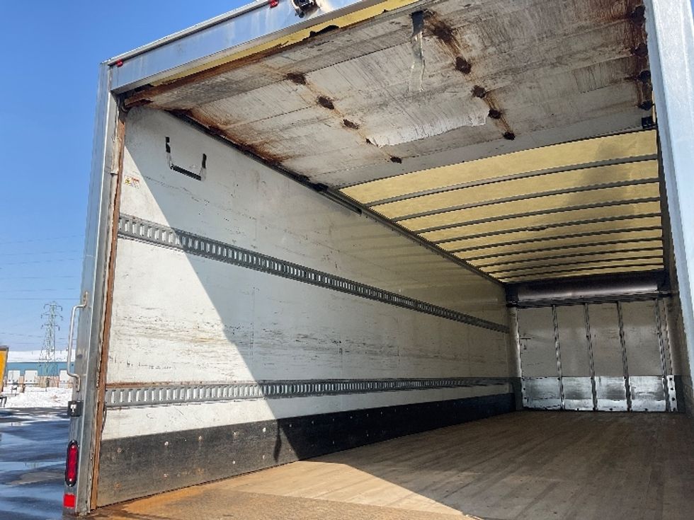 Medium Duty Box Truck-Light and Medium Duty Trucks-International-2020-MV607-Neenah-WI-379,903\n\t\tmiles-$ 20,500 - Image 11
