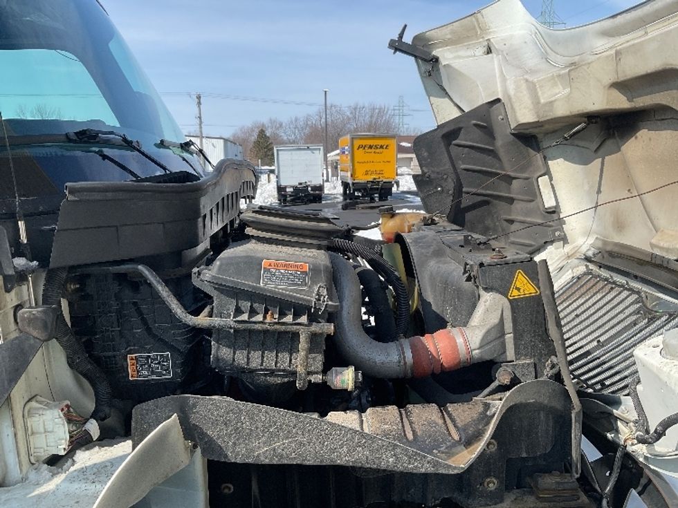 Medium Duty Box Truck-Light and Medium Duty Trucks-International-2020-MV607-Neenah-WI-379,903\n\t\tmiles-$ 20,500 - Image 23