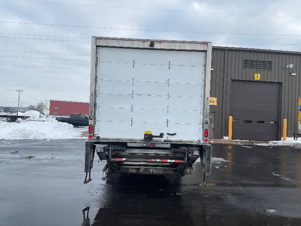 Medium Duty Box Truck-Light and Medium Duty Trucks-International-2020-MV607-Neenah-WI-379,903\n\t\tmiles-$ 20,500 - Image 7