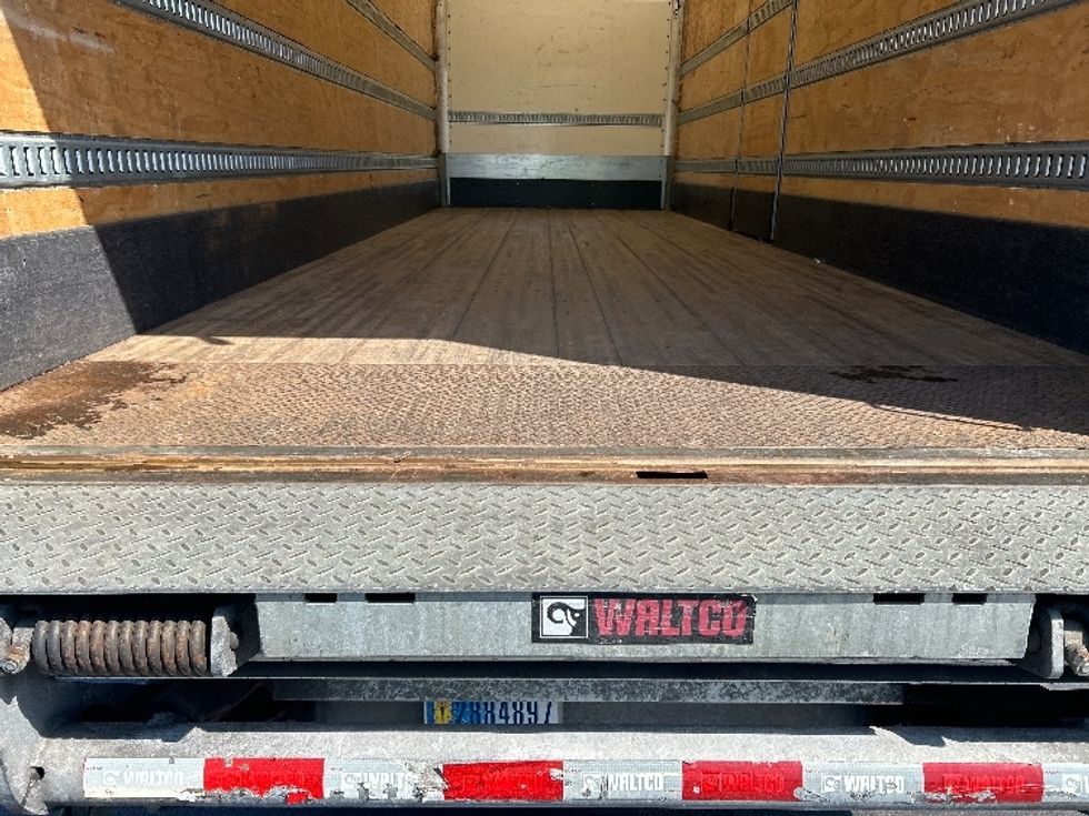 Medium Duty Box Truck-Light and Medium Duty Trucks-International-2020-MV607-New Castle-DE-163,689\n\t\tmiles-$ 49,250 - Image 10