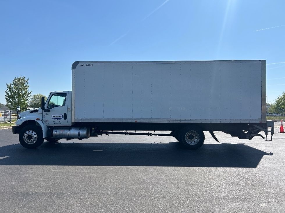 Medium Duty Box Truck-Light and Medium Duty Trucks-International-2020-MV607-New Castle-DE-163,689\n\t\tmiles-$ 49,250 - Image 4