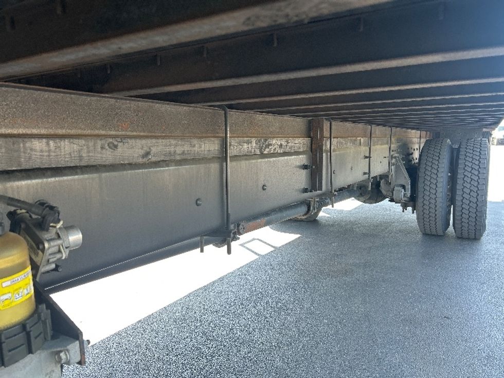 Medium Duty Box Truck-Light and Medium Duty Trucks-International-2020-MV607-New Castle-DE-163,689\n\t\tmiles-$ 49,250 - Image 5