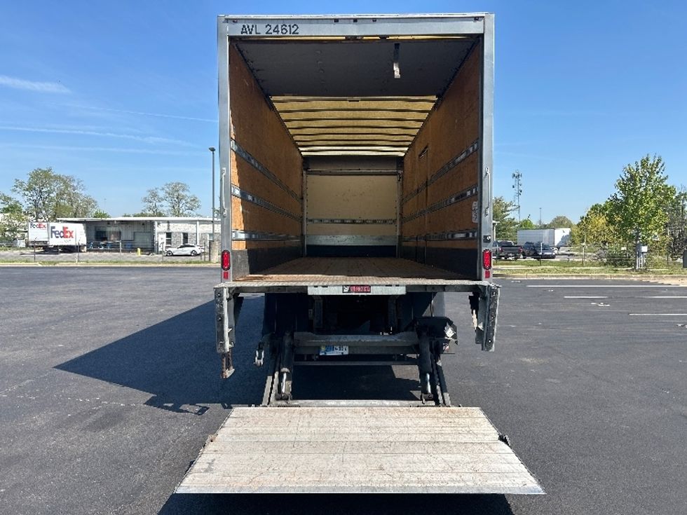 Medium Duty Box Truck-Light and Medium Duty Trucks-International-2020-MV607-New Castle-DE-163,689\n\t\tmiles-$ 49,250 - Image 9