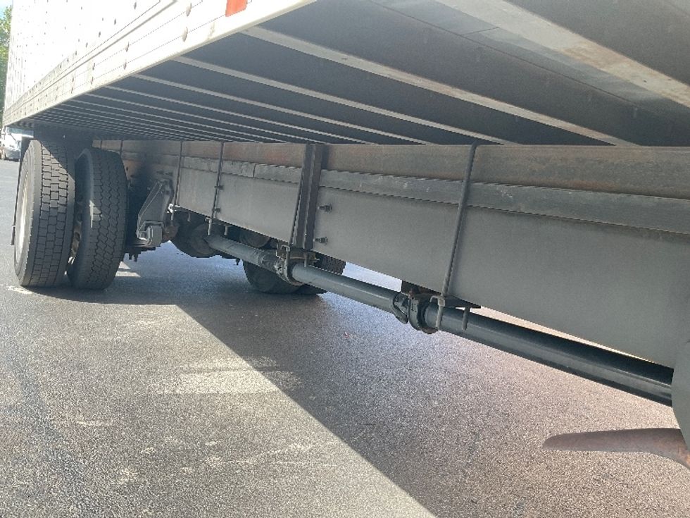 Medium Duty Box Truck-Light and Medium Duty Trucks-International-2020-MV607-New Castle-DE-187,528\n\t\tmiles-$ 48,000 - Image 14