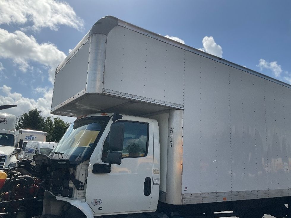Medium Duty Box Truck-Light and Medium Duty Trucks-International-2020-MV607-New Castle-DE-187,528\n\t\tmiles-$ 48,000 - Image 26