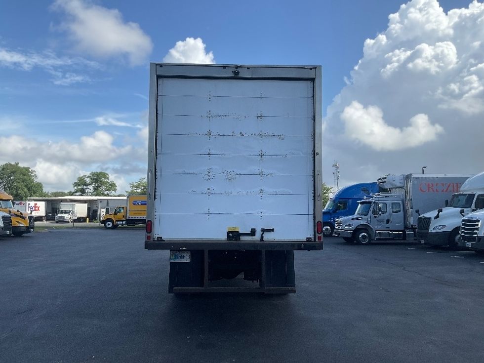 Medium Duty Box Truck-Light and Medium Duty Trucks-International-2020-MV607-New Castle-DE-187,528\n\t\tmiles-$ 48,000 - Image 7