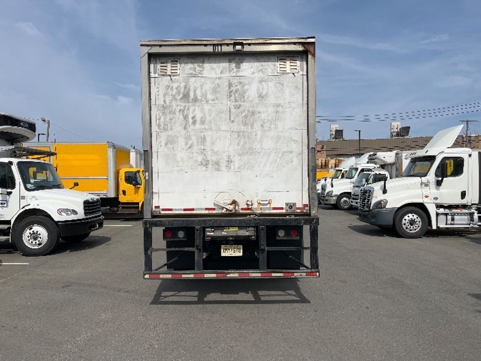 Medium Duty Box Truck-Light and Medium Duty Trucks-International-2020-MV607-New Castle-DE-200,021\n\t\tmiles-$ 52,500 - Image 7