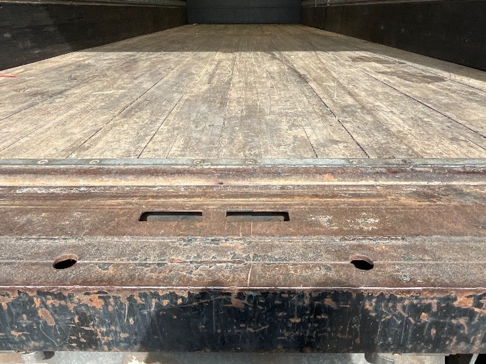 Medium Duty Box Truck-Light and Medium Duty Trucks-International-2020-MV607-New Castle-DE-200,021\n\t\tmiles-$ 52,500 - Image 9