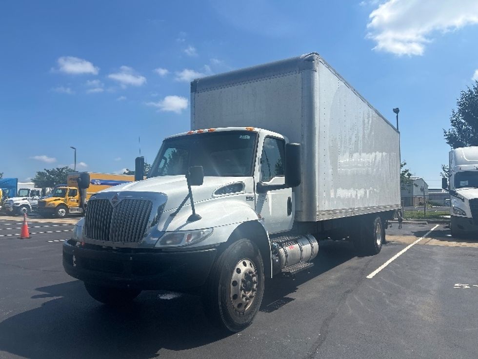 Medium Duty Box Truck-Light and Medium Duty Trucks-International-2020-MV607-New Castle-DE-213,994\n\t\tmiles-$ 47,750 - Image 3
